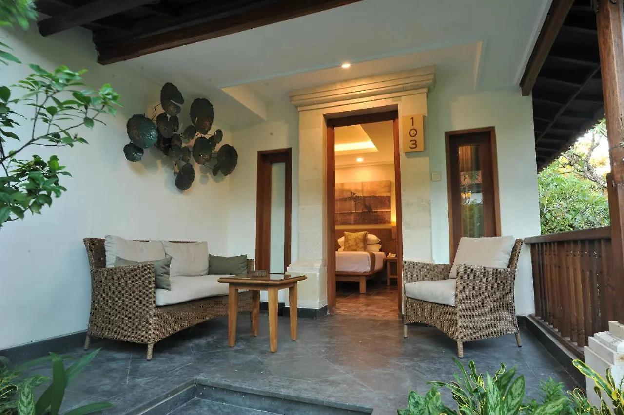Puri Raja Hotel Legian  4*, Legian (Bali)