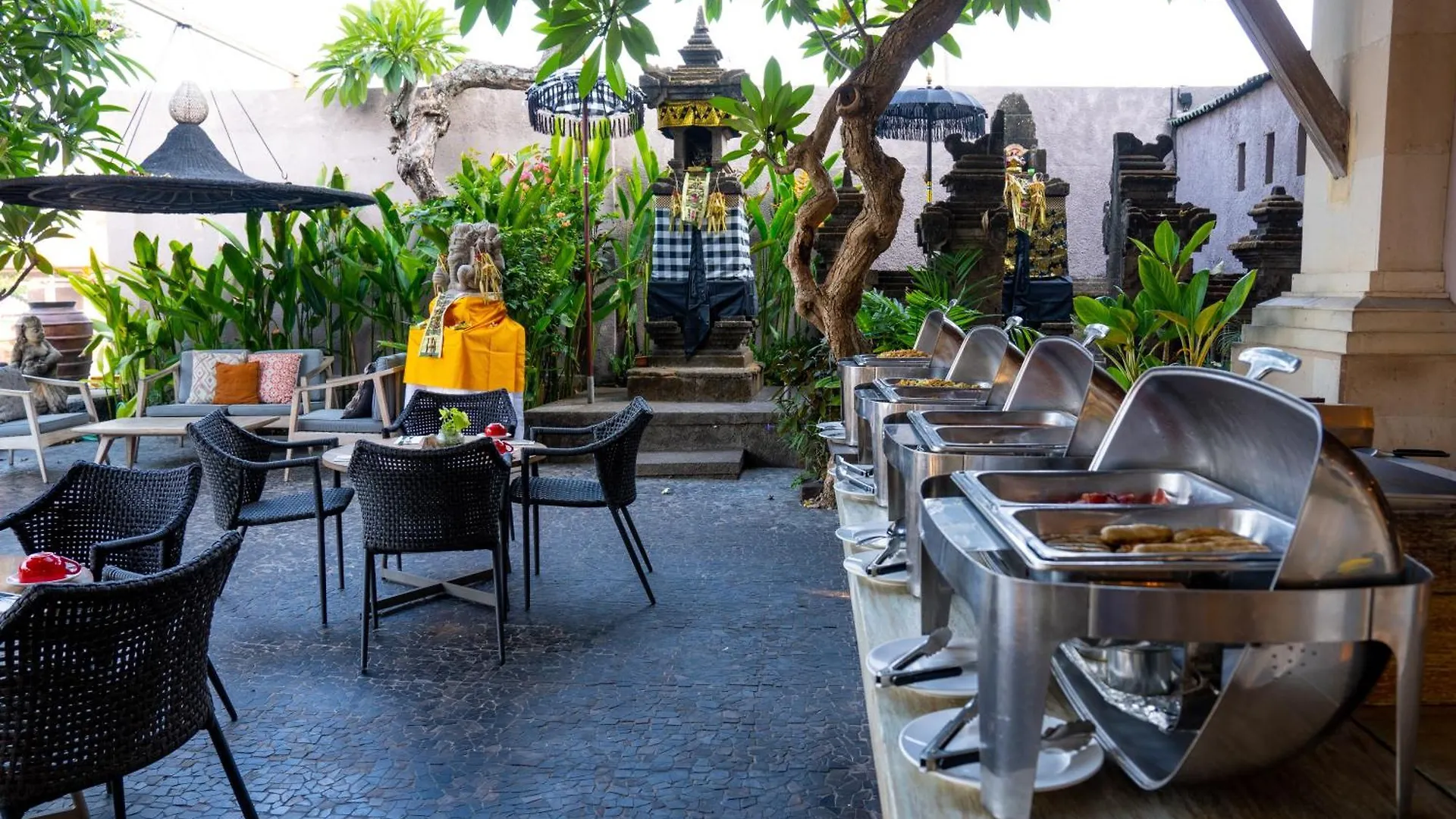 Puri Raja Hotel Legian   Legian (Bali)