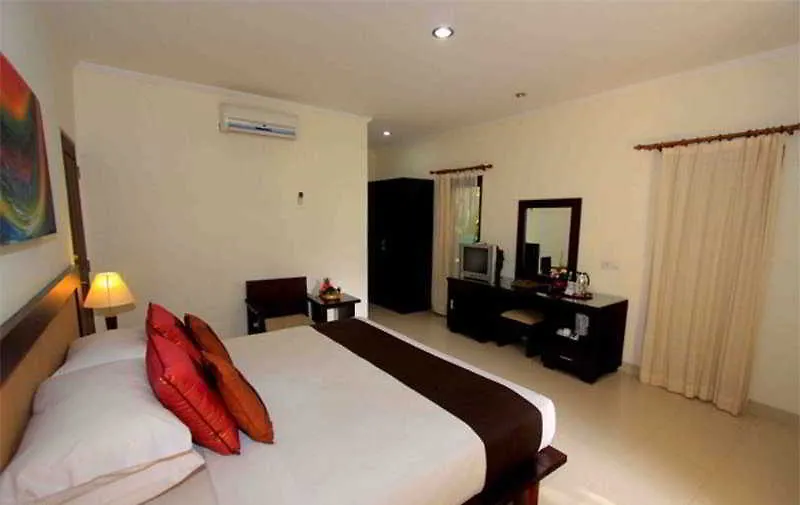 Puri Raja Hotel Legian